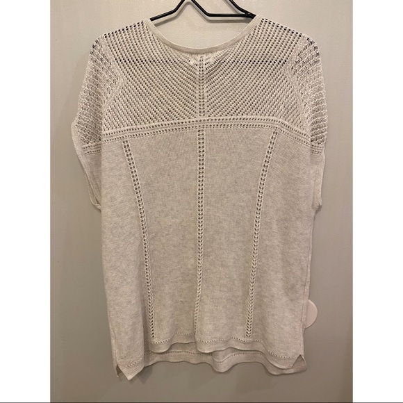 Old Navy Top - Picture 2 of 3